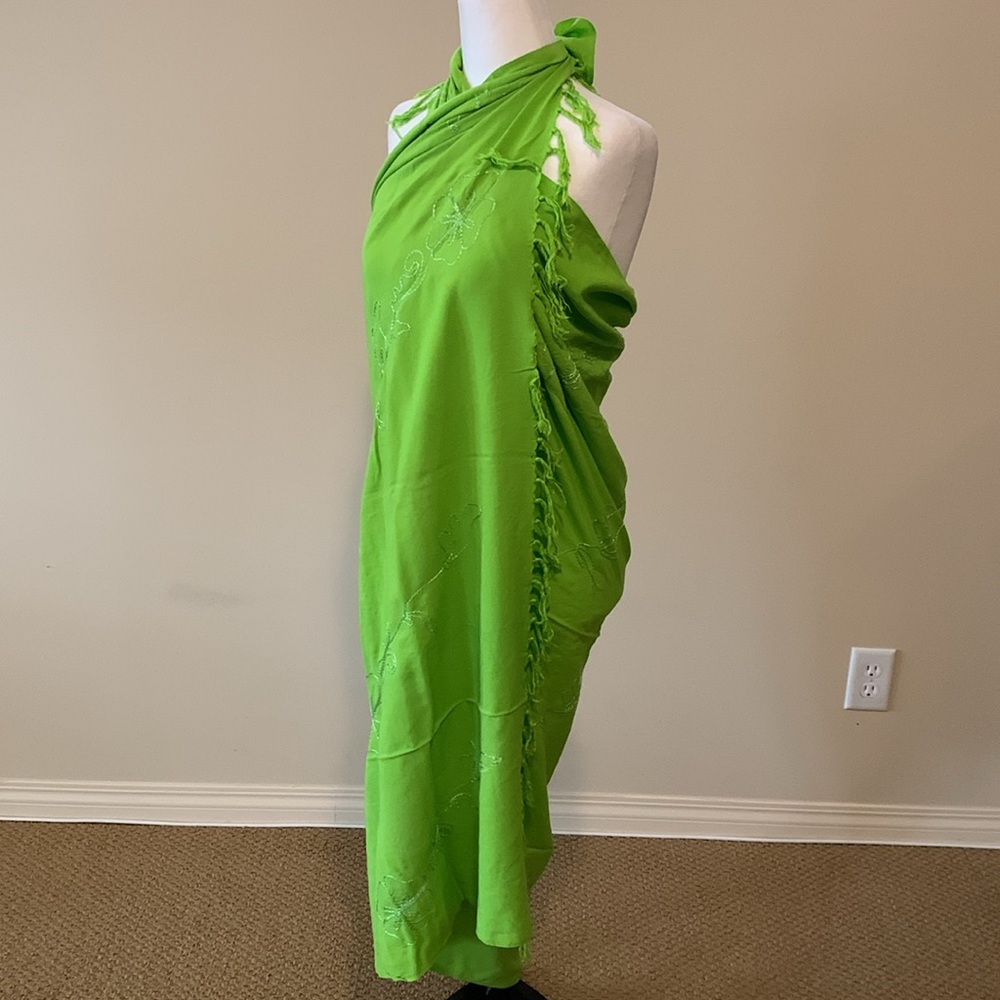 Bali Blue wrap/scarf in Red or Black or Green and White